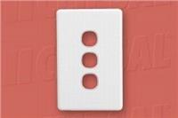 Clipsal 3 Aperture face Plate Vertical Horizontal White - 32042
